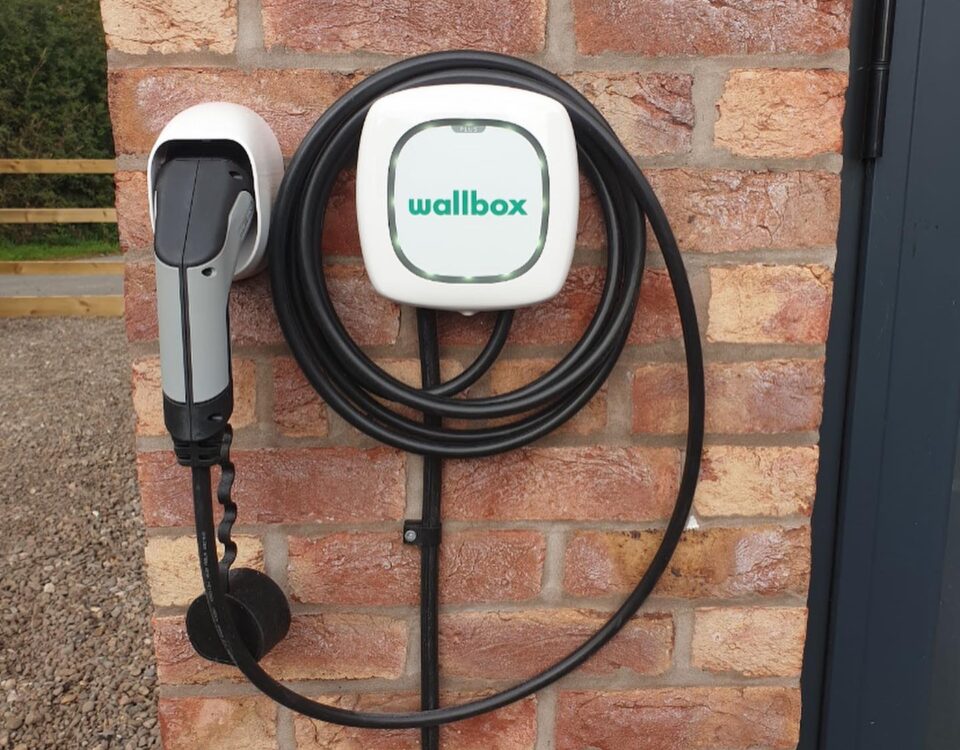 Elektromos autótöltő telepítés Nagykanizsán